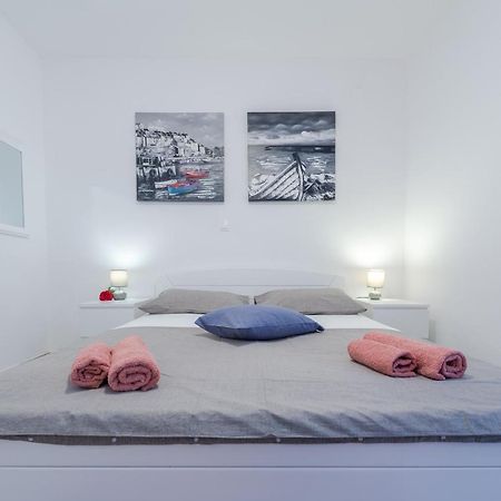 Ivy'S Cozy Corner Διαμέρισμα Ντουμπρόβνικ Εξωτερικό φωτογραφία